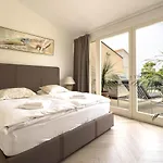 Damiani Villa *