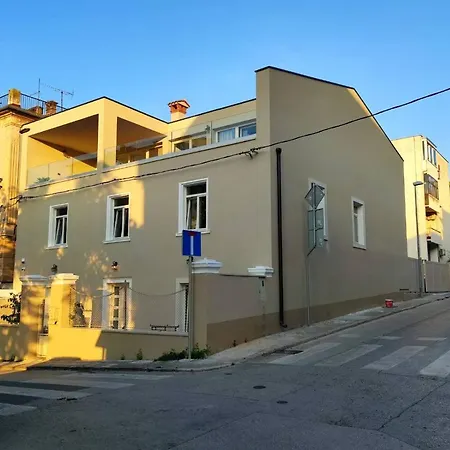 Damiani Villa