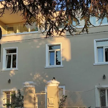 Damiani Вилла *