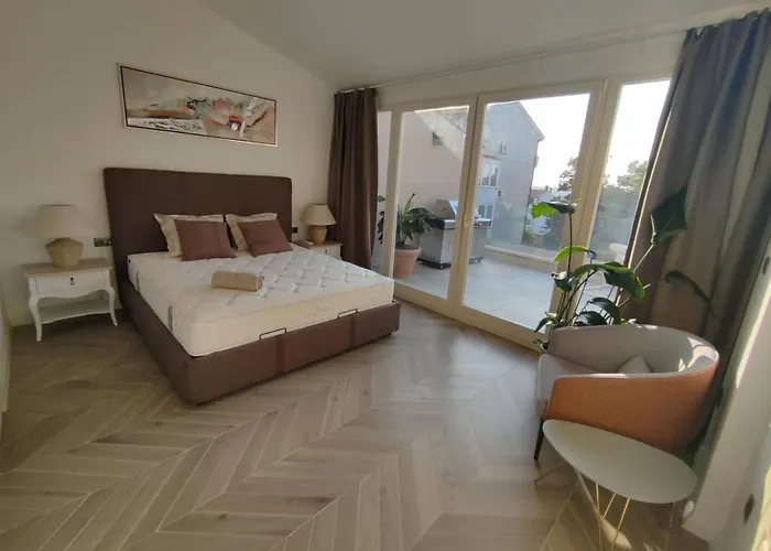 Damiani Villa *