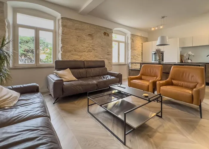 Damiani Villa *
