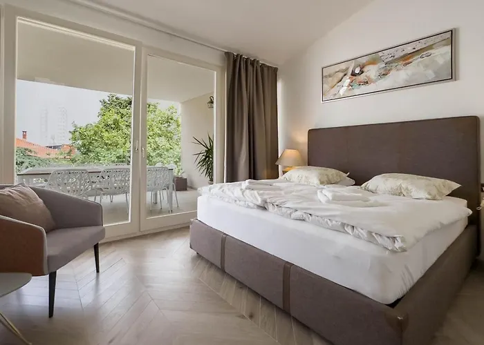 Damiani Villa *